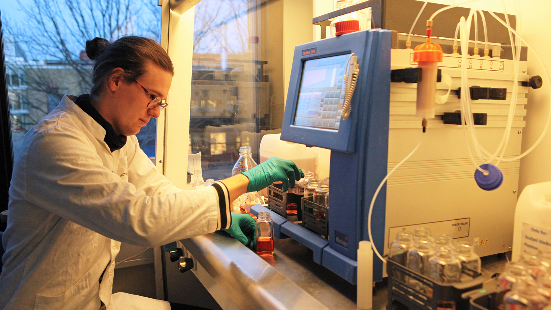 Scientist working in the lab