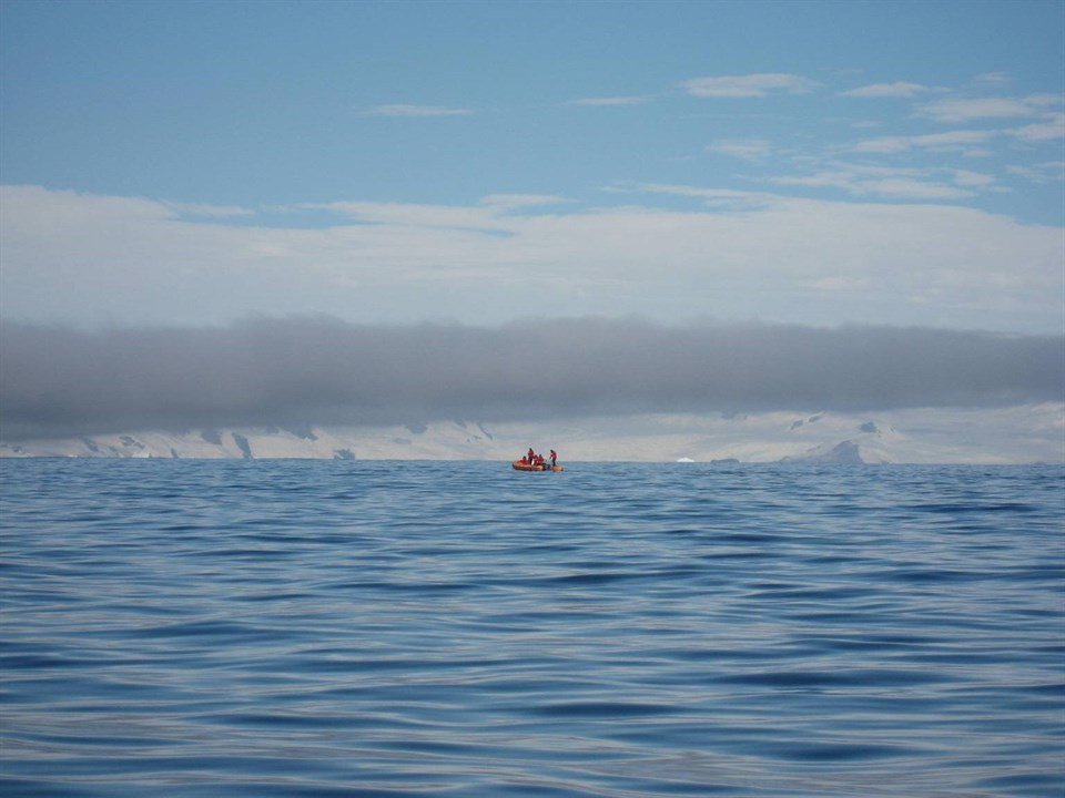 Quiet Sunday sampling at Antarctica